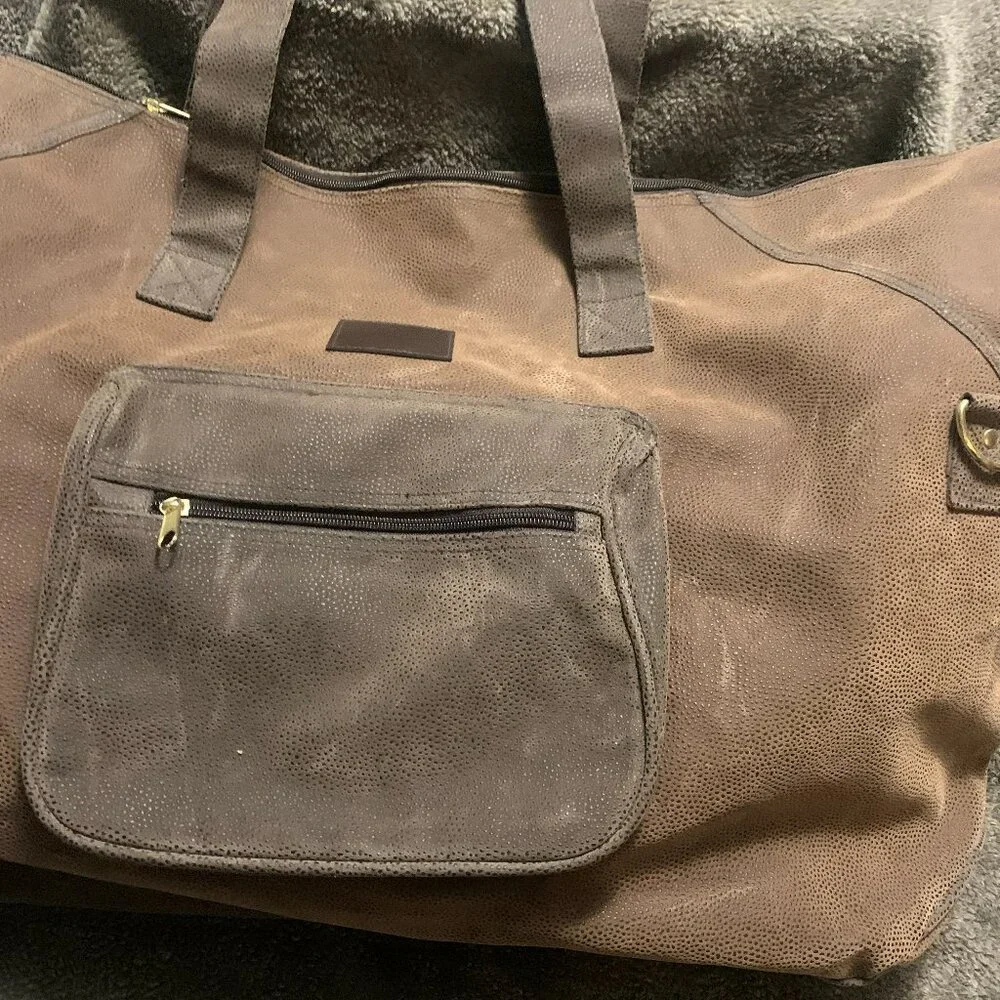 OVERSIZED WEEKENDER BAG FOR MENS